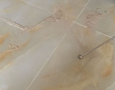 南陵瓷砖空鼓维修公司分享粘合剂选择不当在瓷砖铺贴过程中可能导致以下问题